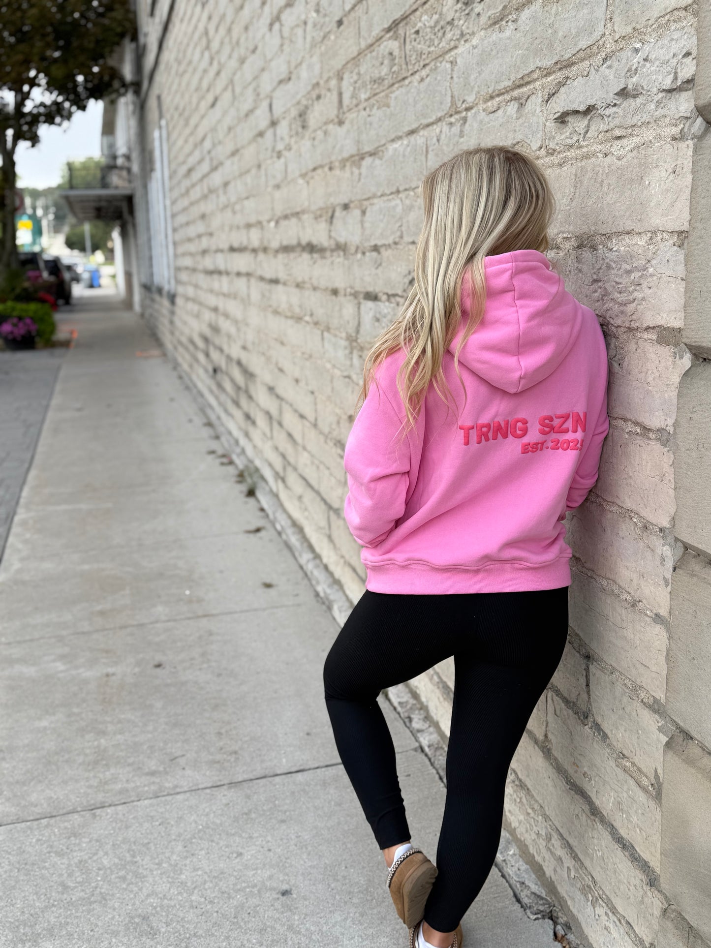 TRNG SZN PINK PUFF